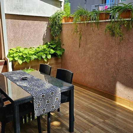 Madesa Apartment Скопие Екстериор снимка