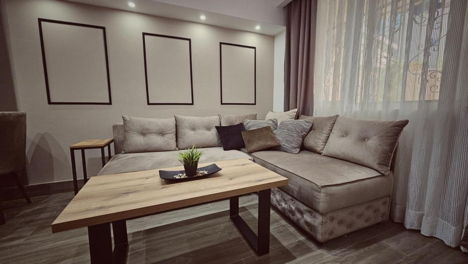 Madesa Apartment Скопие Екстериор снимка